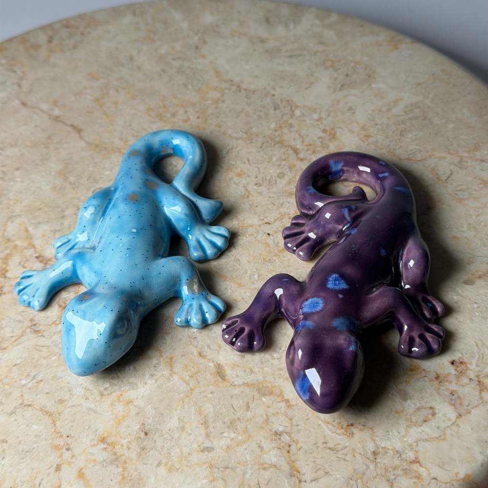 Vintage Mayco Ceramic Gecko Wall Decor Set Blue Purple Glazed Lizard Figurines